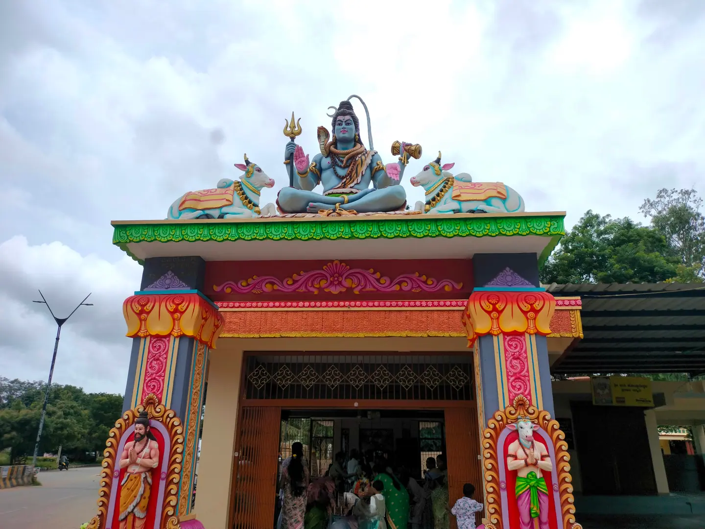 ಕೊಟ್ಟೂರಿನಲ್ಲಿರುವ ಮರಿ ಕೊಟ್ಟೂರೇಶ್ವರ ಮಠ